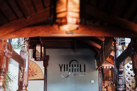 Yushili Hotel & Restaurant