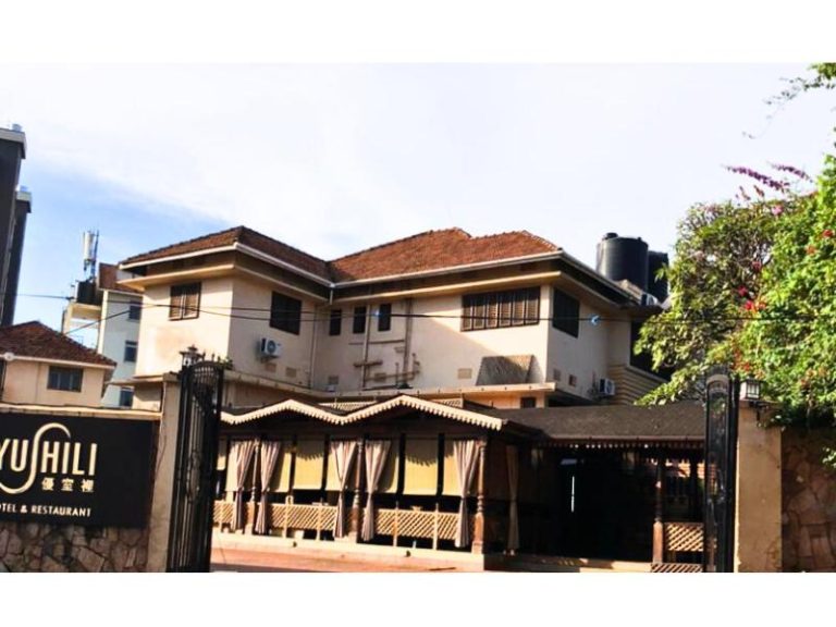 Yushili Hotel & Restaurant