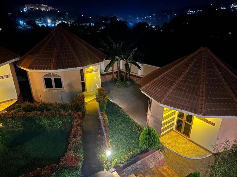 Croylandz Cottages Bwebajja