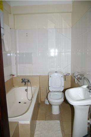 Florida Hotel Zaana, Kampala