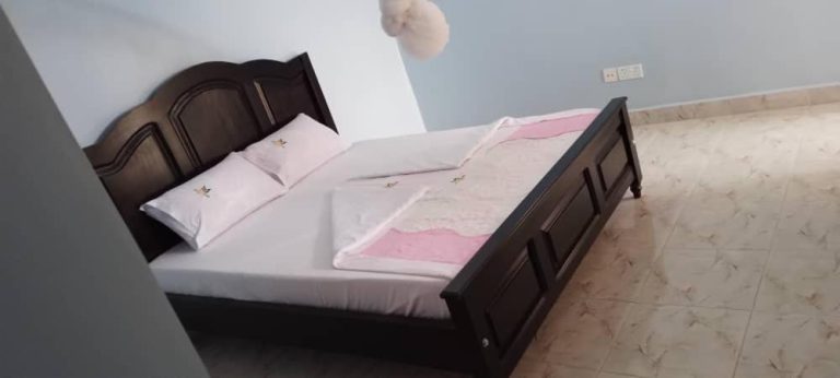Harlow Hotel Mbalala