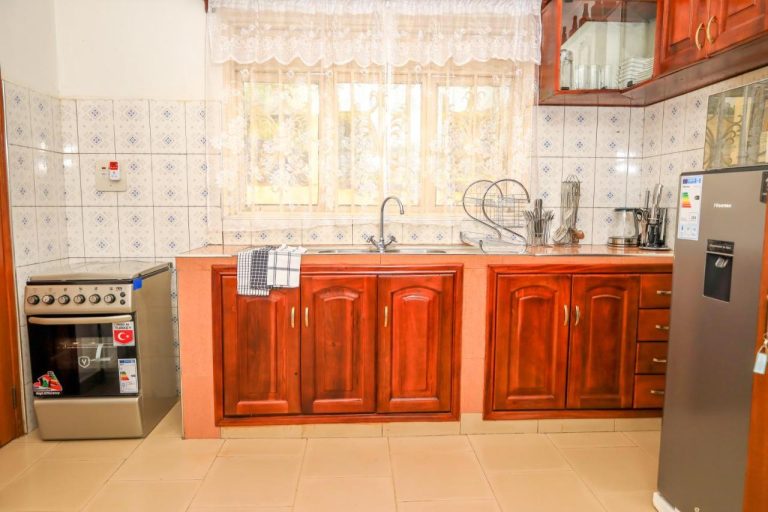 Stee’s Cottages,Mukono