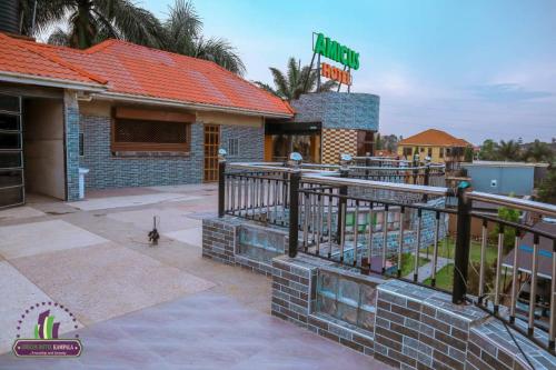 Amicus Hotel Kampala
