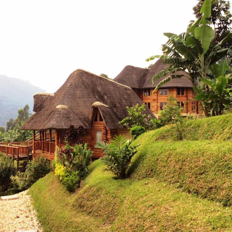 Trackers Safari Lodge