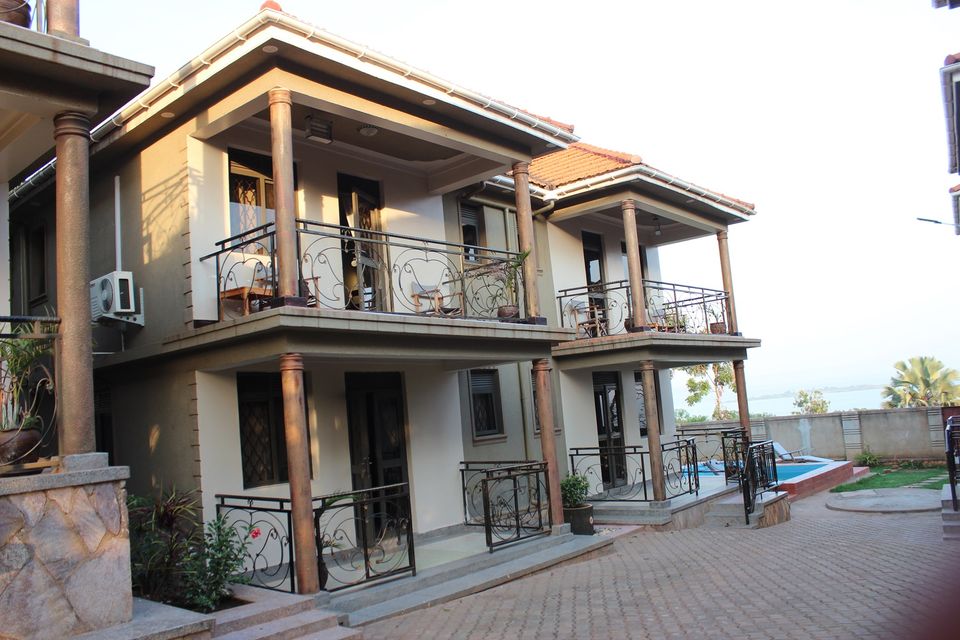 Victoria Breeze Apartments, Jinja