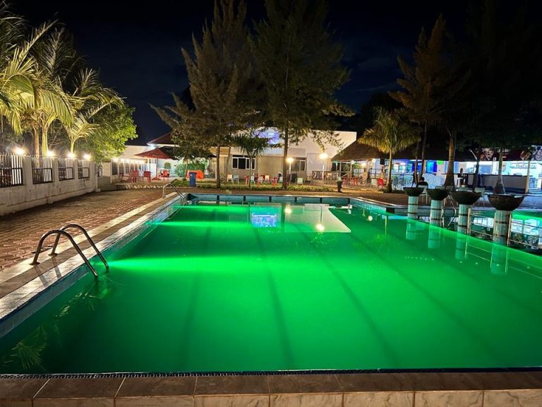 Kakiri Gardens & Hotel
