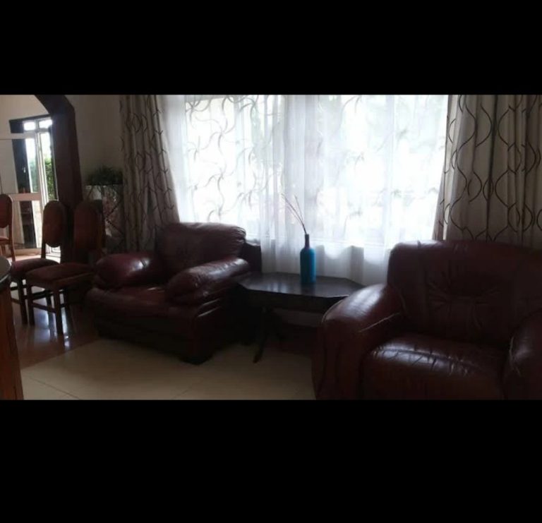 Rosevilla Hotel