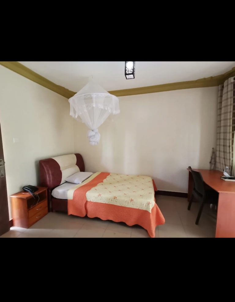 Tropical Suites Hotel