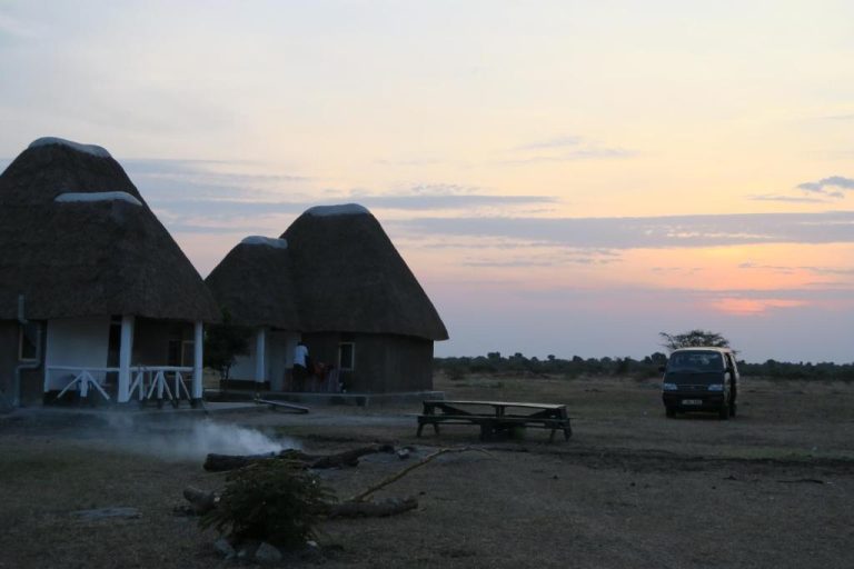 Kasenyi Lake Retreat Lodge & Campsite