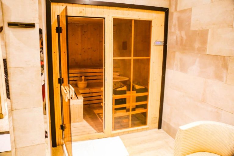 WIN 5 Hotels & SPA . (Pearl of Africa) | Kampala | Uganda
