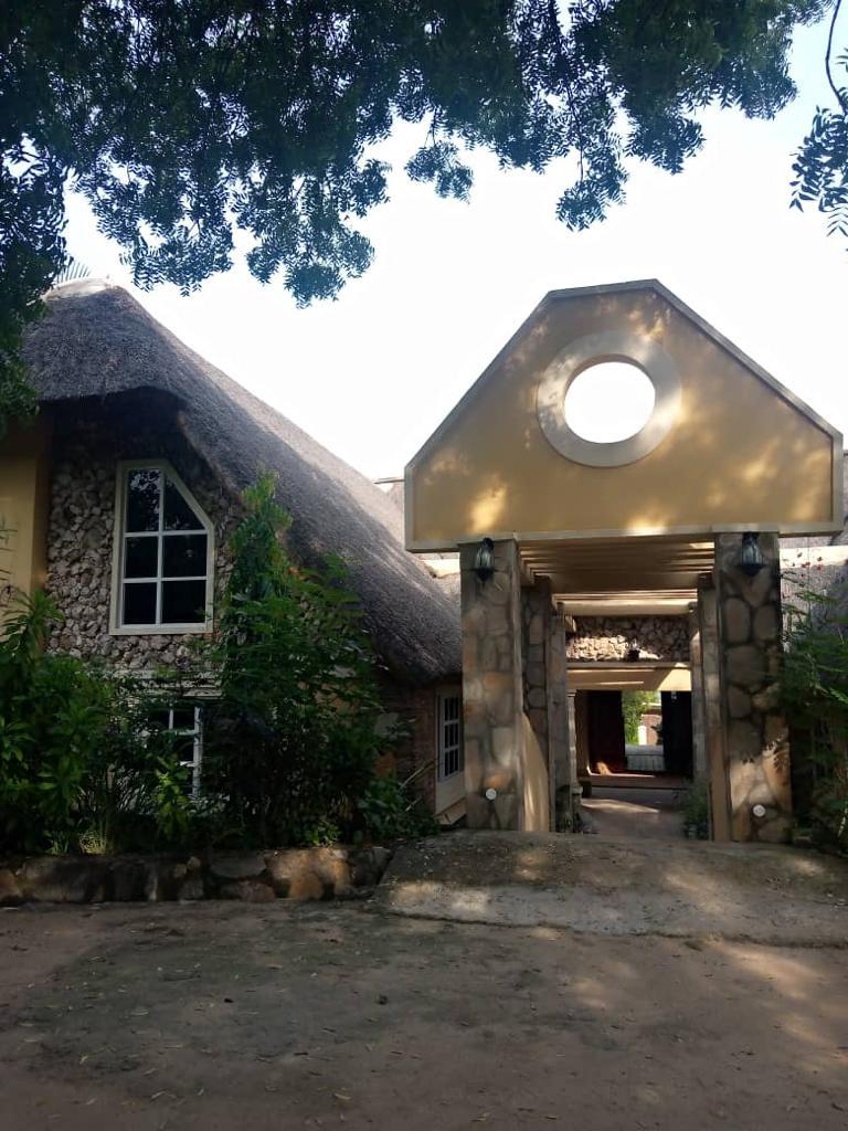 Arra Fishing Lodge