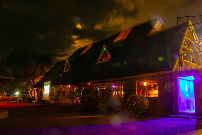 Western Sands Hotel – Buliisa