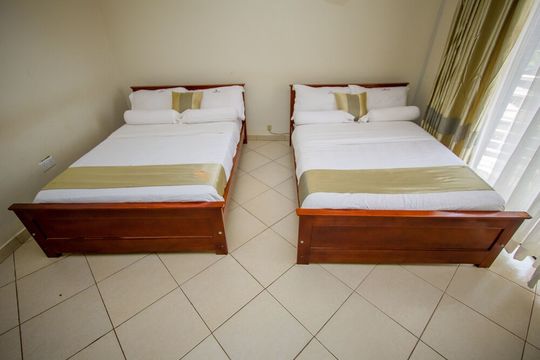 Tiptone Hotel, Kampala