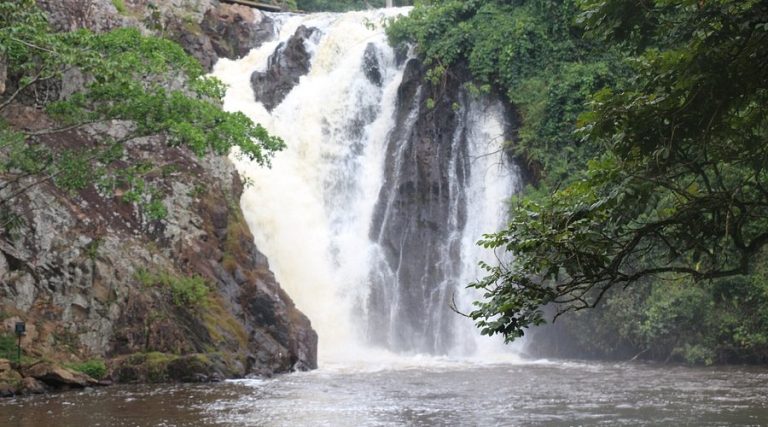 Ssezibwa Falls Road