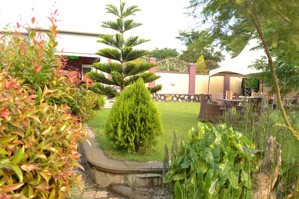 Celine Motel Kalisizo