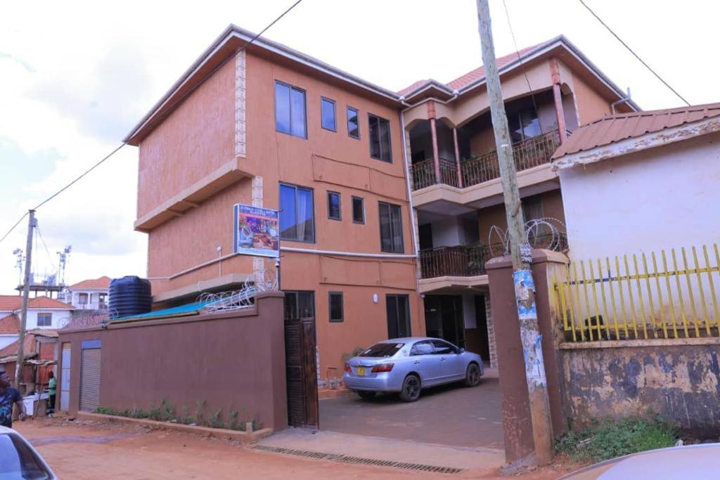 M 3 Stella Hotel