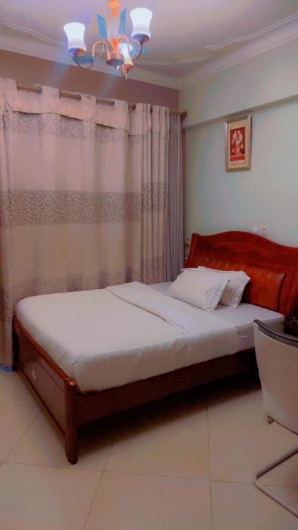 Super Paradise Hotel Kampala