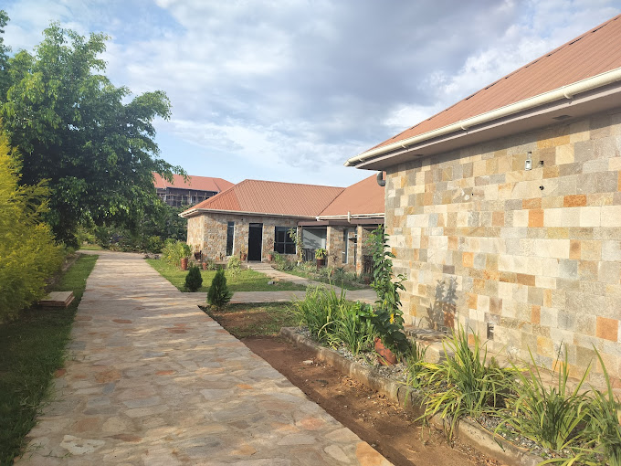 Akaba Country Lodge,Nebbi
