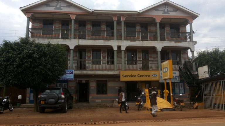 Highway Motel, Nebbi