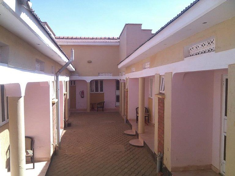 Hotel DE Carlos Kitgum