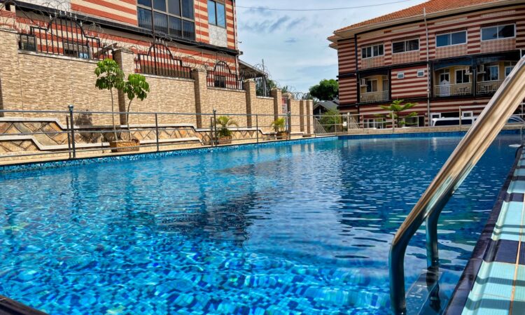Innophine Hotel review, Entebbe