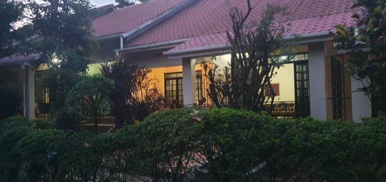 Into africa Lodge