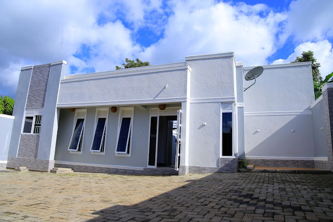 Josella Motel, Mubende