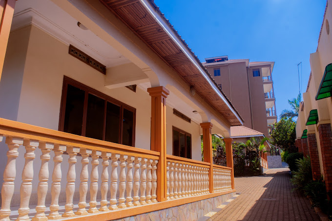 Tezor Hotel, Mpala Entebbe