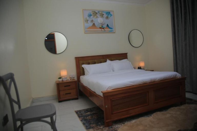 Tinaz Staycation, Kampala