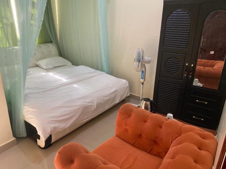 YNM Hotel, Pallisa