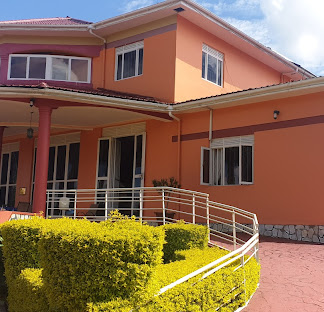 Flagship Piazza Hotel, Bushenyi