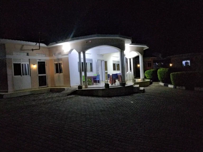 Marphie Hotel And Conference Center Rukungiri