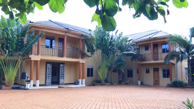 Azizar Hotel, Hoima