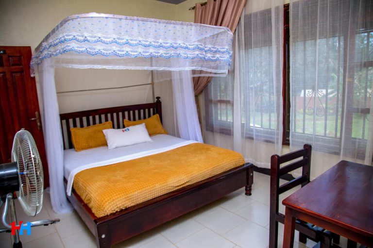 Hannah Country Inn, Hoima