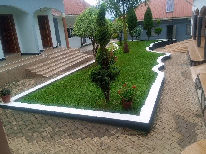 Mujo Suites, Sembabule