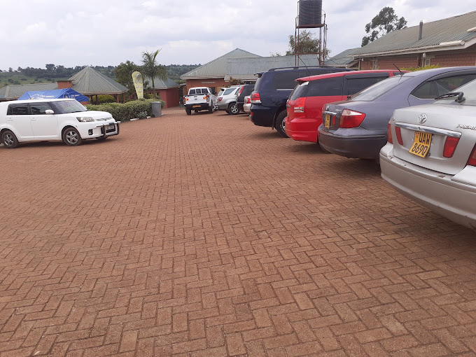 Rainbow Motel ( Sembabule )