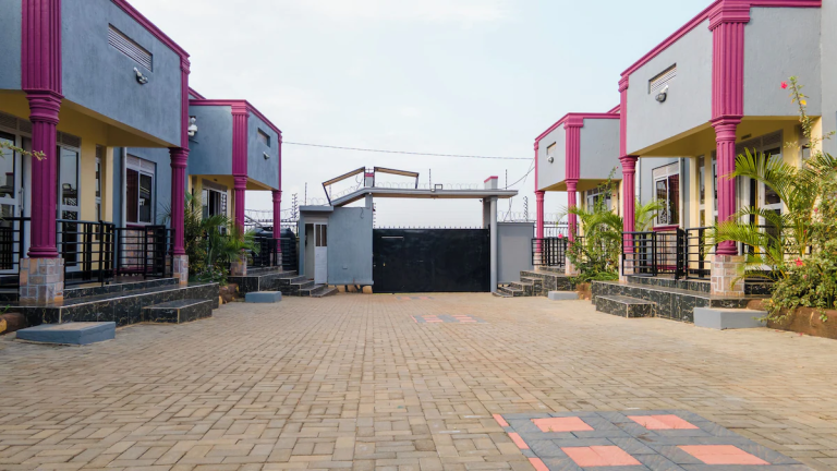 Joshean fully furnished Apartments – Comfort Room