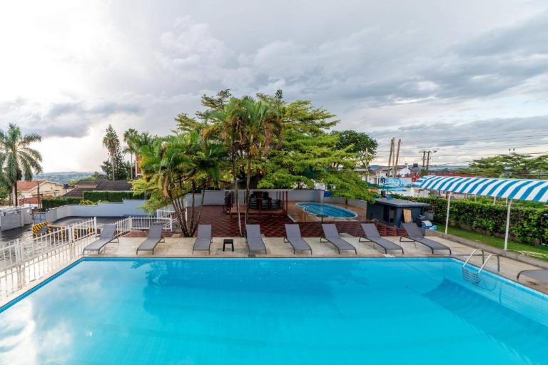 Afro Park Hotel Muyenga