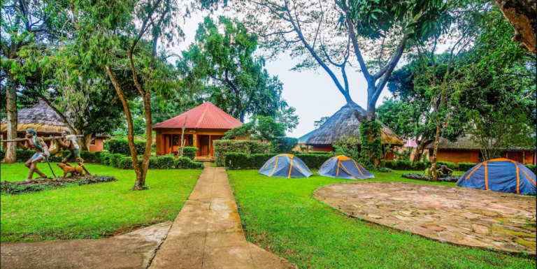 Banana Village – Twin Room Garden View