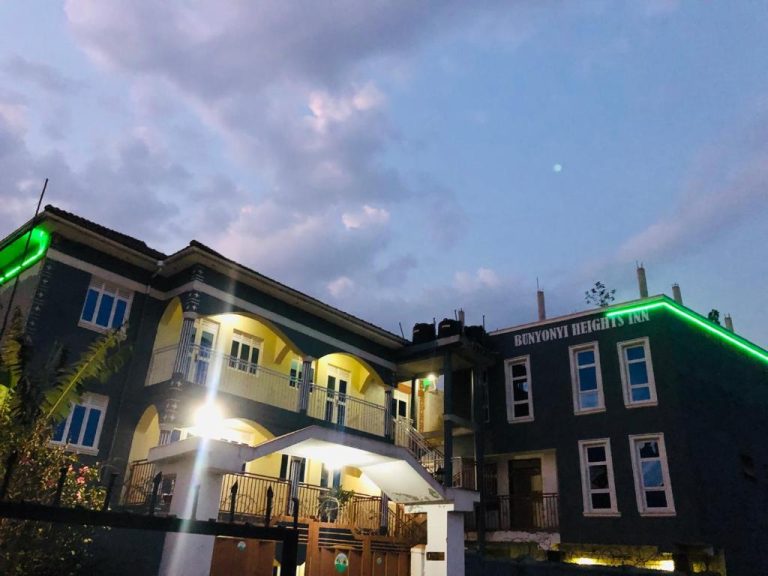 Bunyonyi Heights Inn