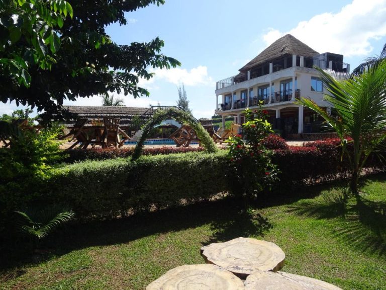 Coconut Beach Majanji – Busia