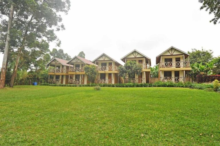 Crater Safari Lodge