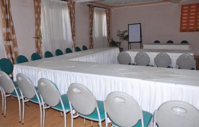 Deira Hotel Mukono