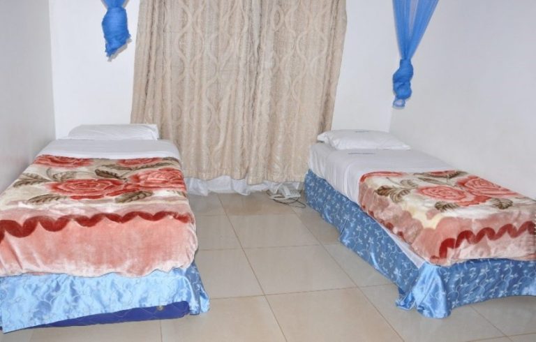 Deira Hotel Mukono