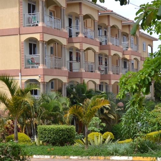 Desert Breeze Hotel