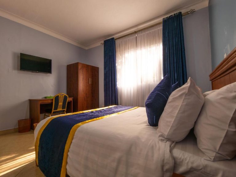 EXCELSIS GARDEN HOTEL