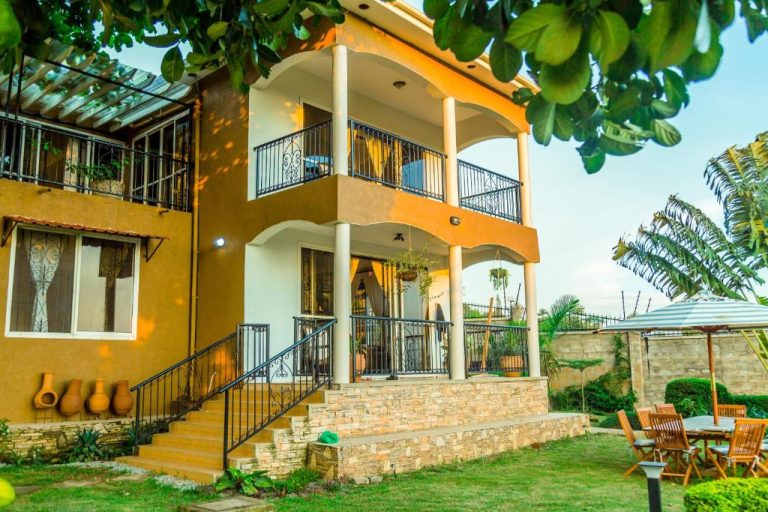 Ewange – A Casa Mia
