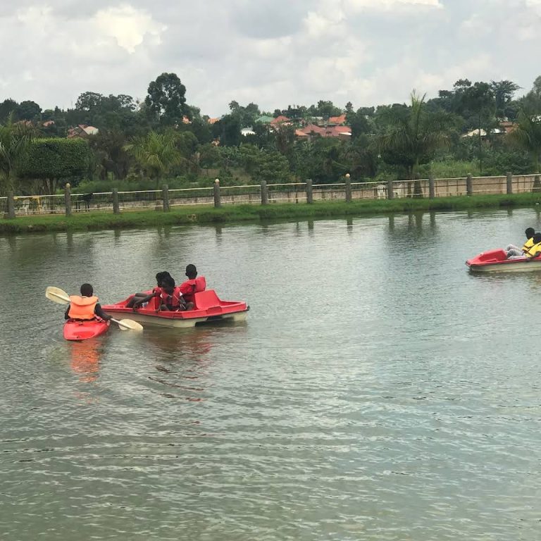 Forest Park Resort, Buloba