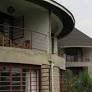 Koi Koi Cultural Village Hotel Fortportal