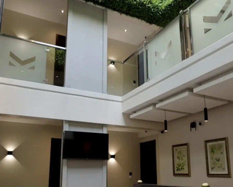 Micassa Suites